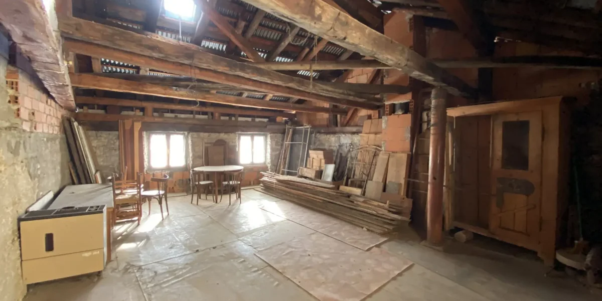 PORZIONE DI CASA TERRA-CIELO