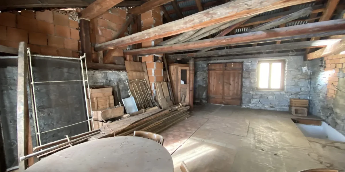 PORZIONE DI CASA TERRA-CIELO