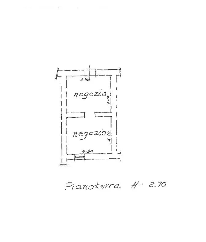 NEGOZIO IN ZONA DI FORTE PASSAGGIO