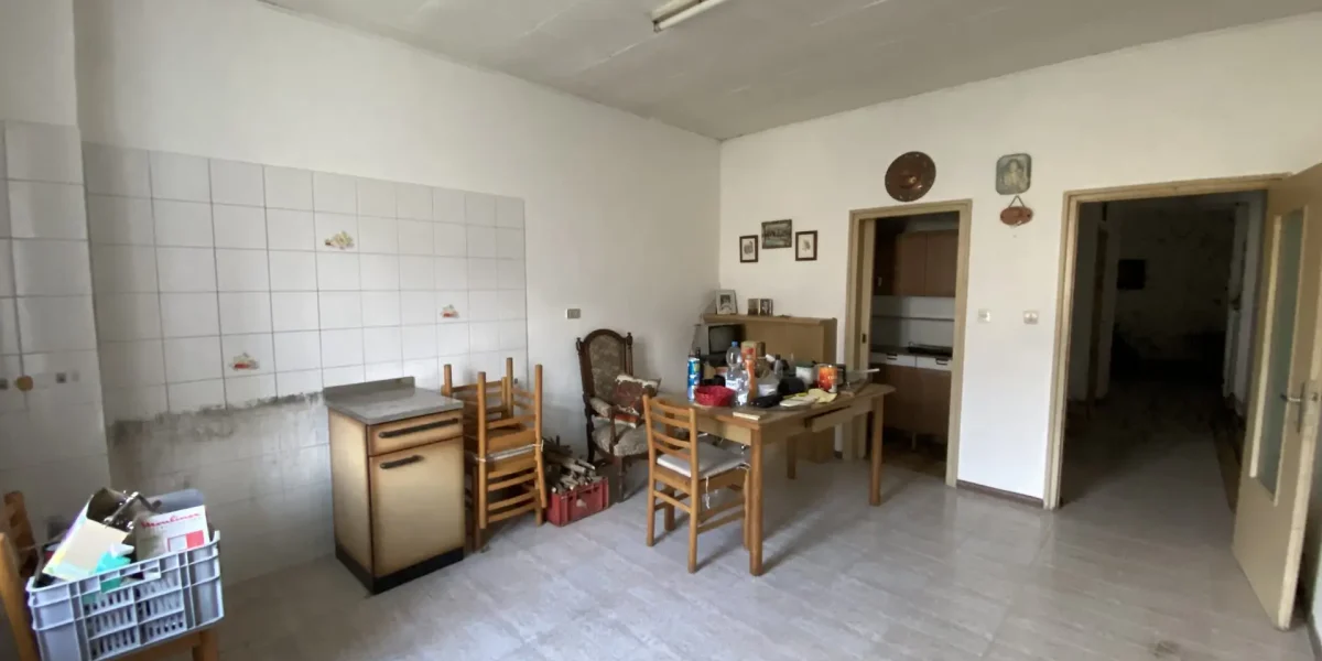 PORZIONE DI CASA TERRA-CIELO