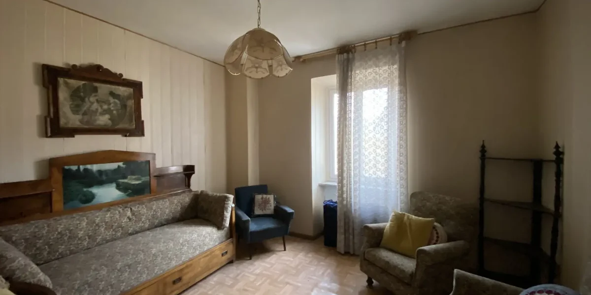 PORZIONE DI CASA TERRA-CIELO