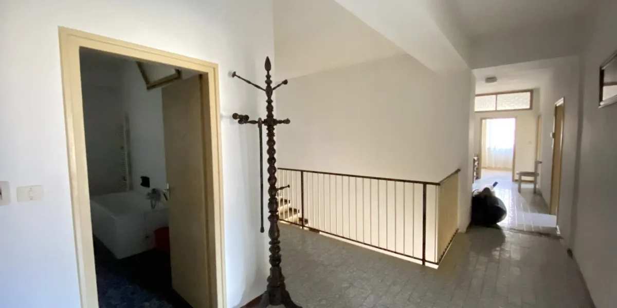 PORZIONE DI CASA TERRA-CIELO