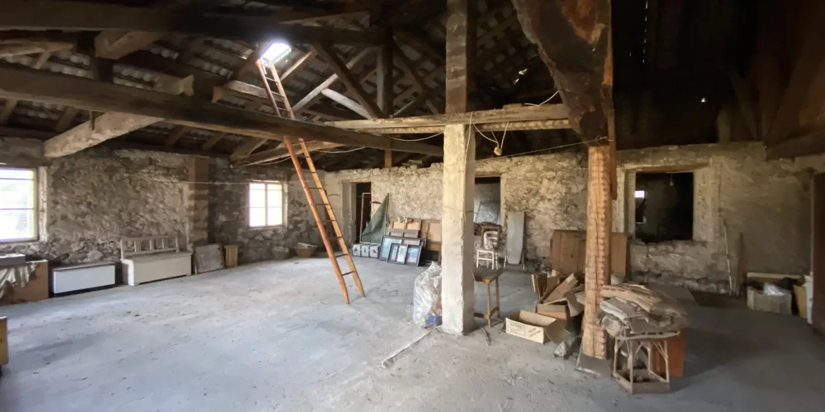 PORZIONE DI CASA TERRA-CIELO