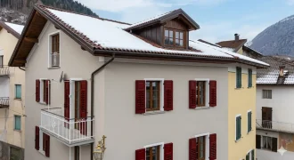 APPARTAMENTO SU DUE LIVELLI
