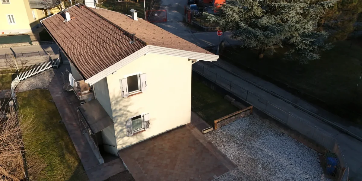 APPARTAMENTO TRILOCALE CON GIARDINO ESCLUSIVO