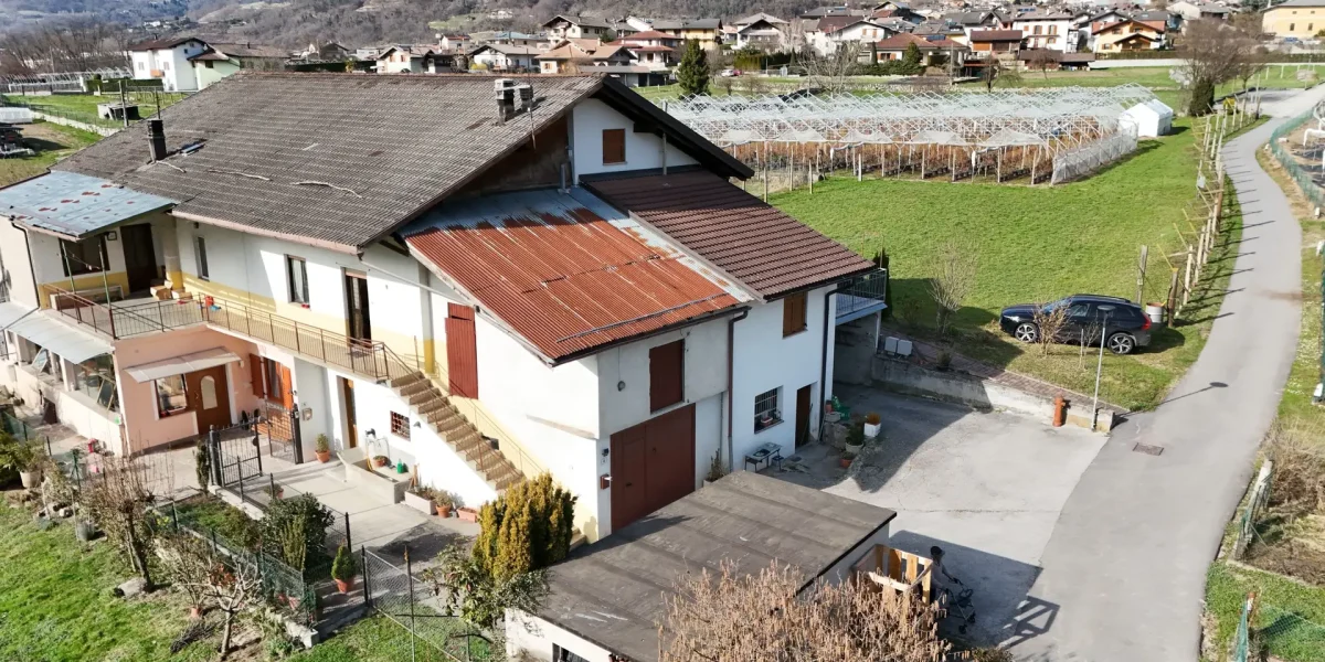 APPARTAMENTO CON VERDE DI PROPRIETA’