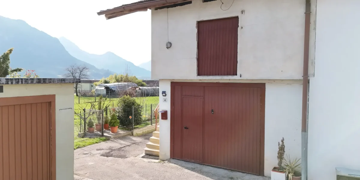 APPARTAMENTO CON VERDE DI PROPRIETA’