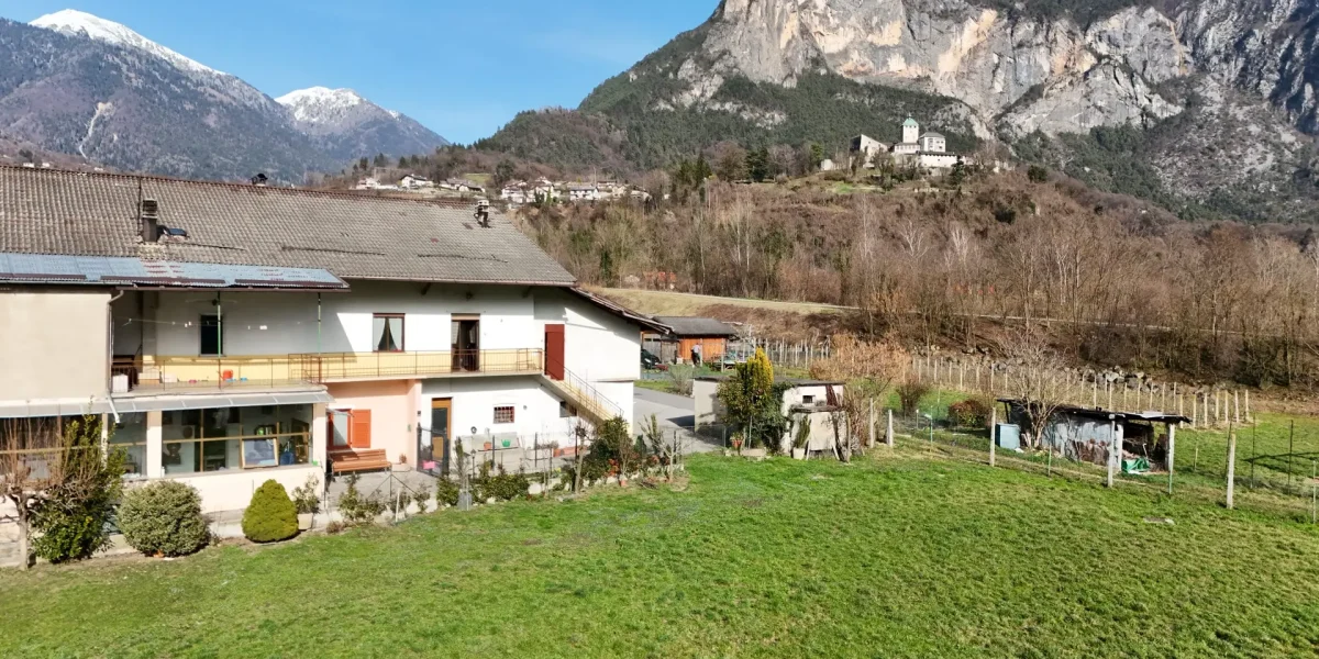 APPARTAMENTO CON VERDE DI PROPRIETA’