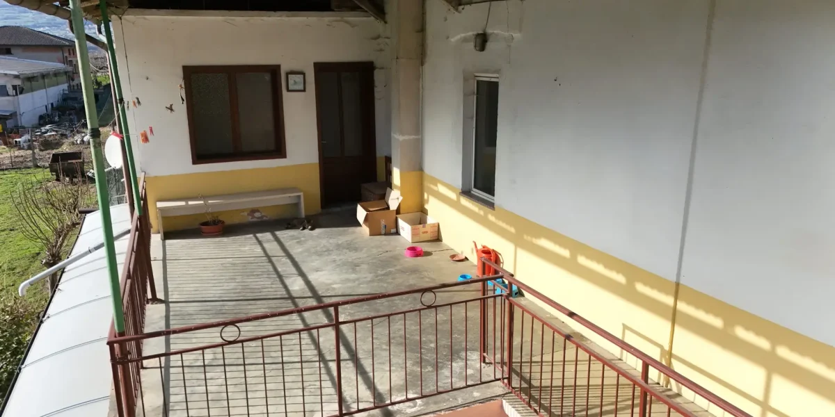 APPARTAMENTO CON VERDE DI PROPRIETA’