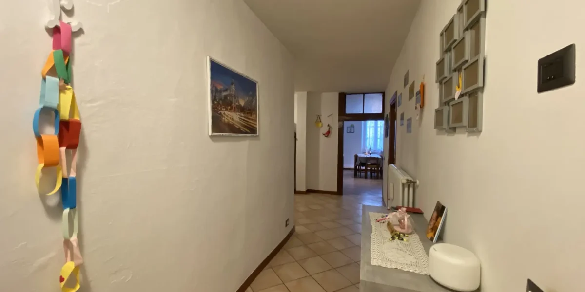 APPARTAMENTO DI AMPIA METRATURA IN PIENO CENTRO