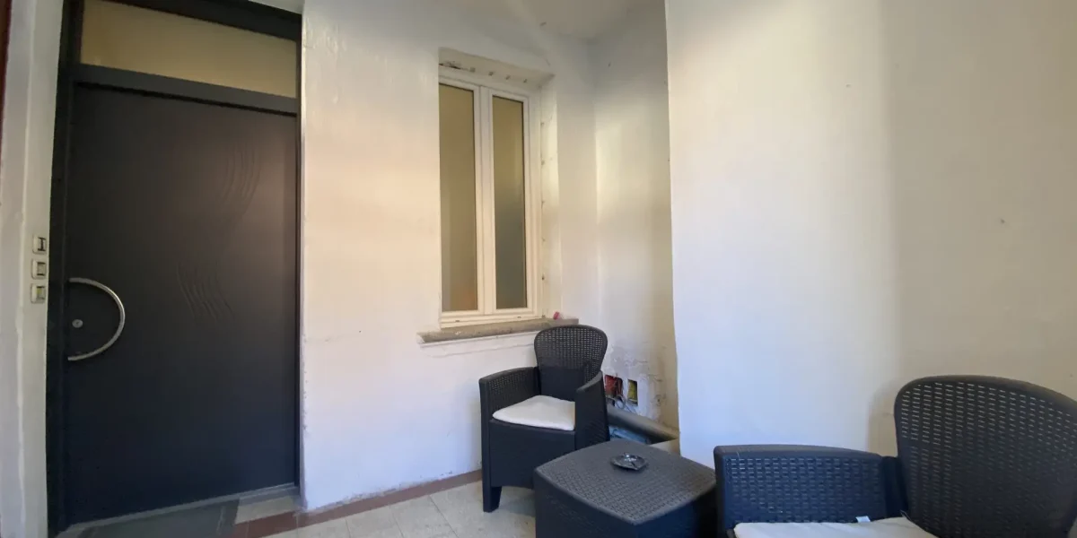 APPARTAMENTO DI AMPIA METRATURA IN PIENO CENTRO