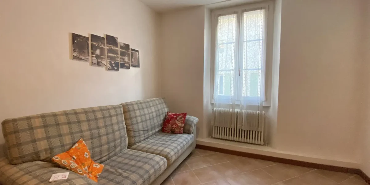 APPARTAMENTO DI AMPIA METRATURA IN PIENO CENTRO