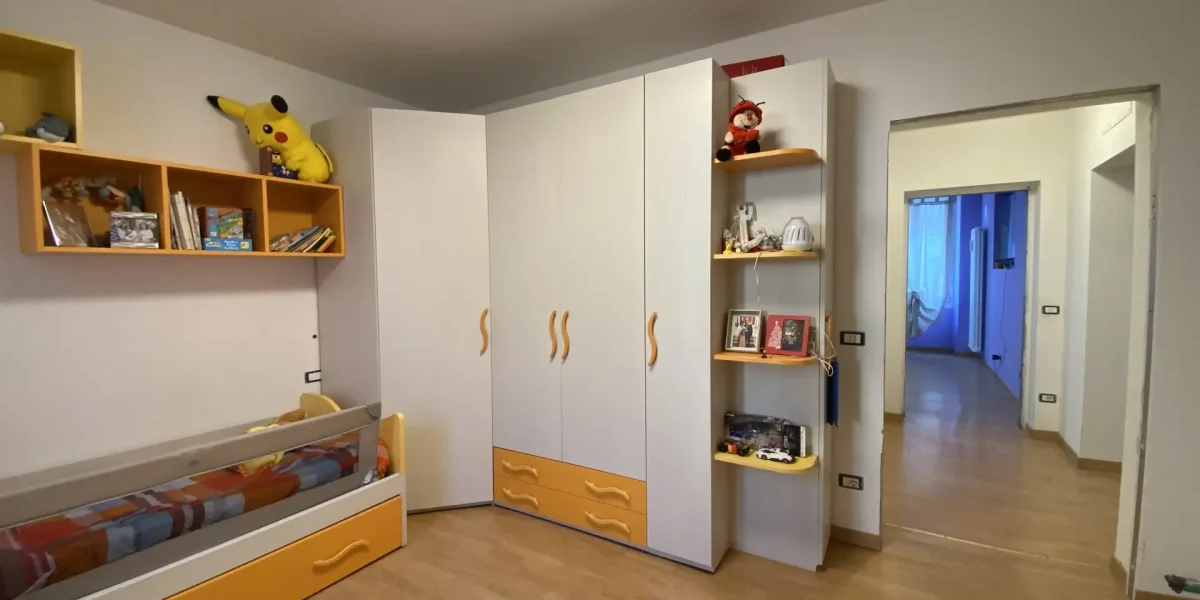 APPARTAMENTO DI AMPIA METRATURA IN PIENO CENTRO