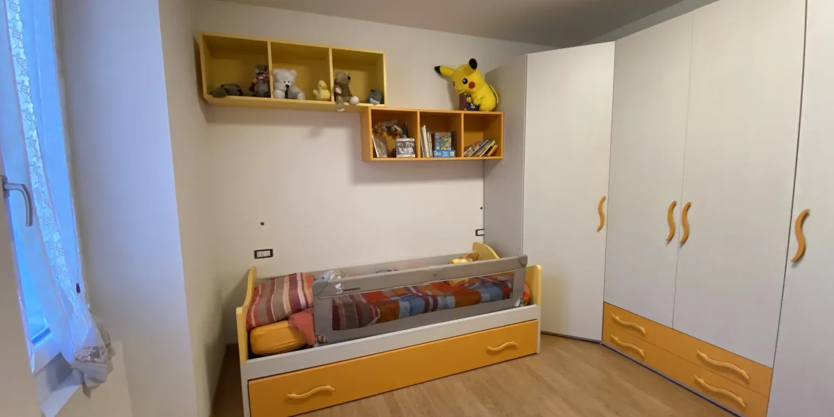 APPARTAMENTO DI AMPIA METRATURA IN PIENO CENTRO