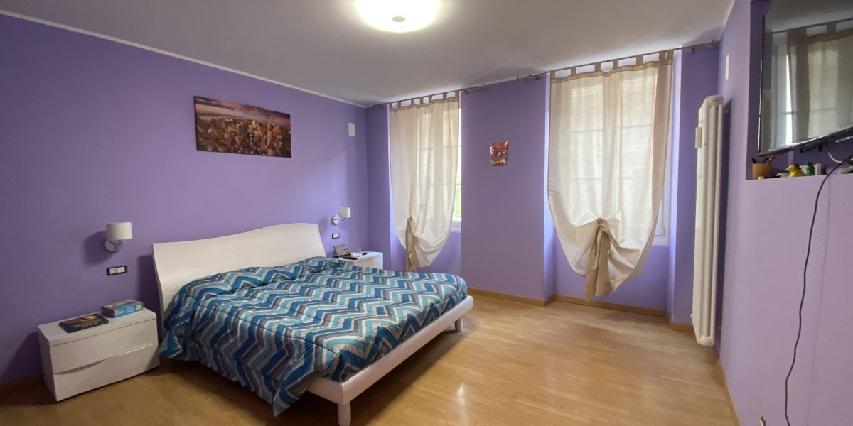 APPARTAMENTO DI AMPIA METRATURA IN PIENO CENTRO