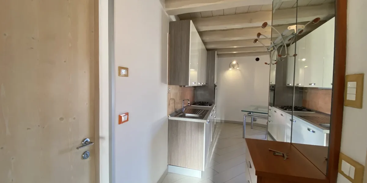 APPARTAMENTO TRILOCALE CON GIARDINO ESCLUSIVO