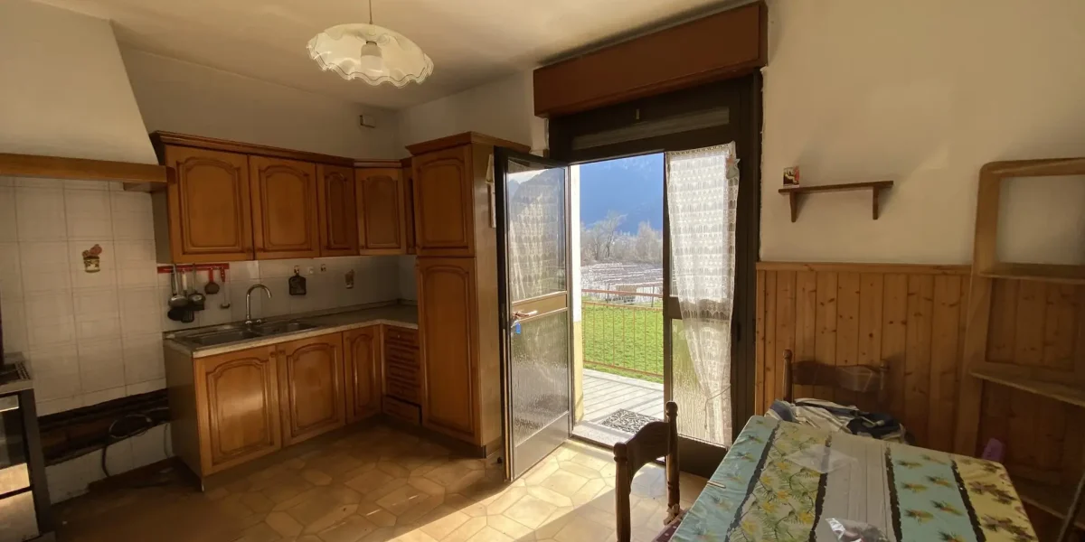 APPARTAMENTO CON VERDE DI PROPRIETA’