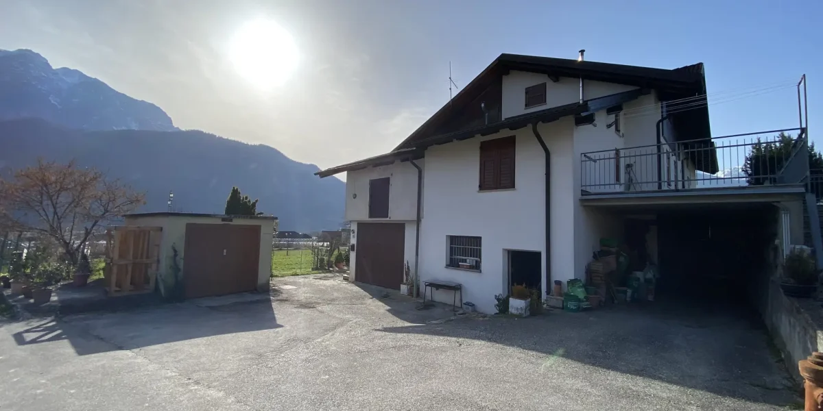 APPARTAMENTO CON VERDE DI PROPRIETA’