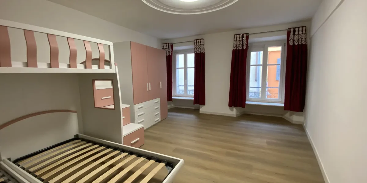 SPAZIOSO APPARTAMENTO NEL CENTRO STORICO