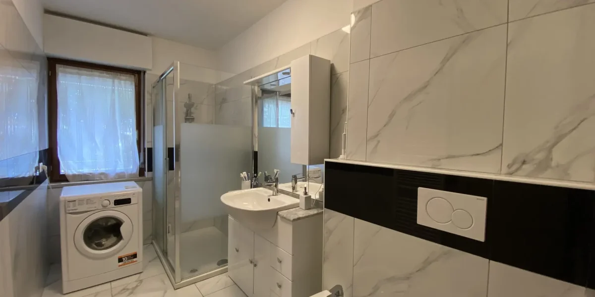 SPAZIOSO APPARTAMENTO TRE STANZE