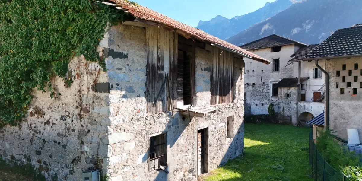 CASTELNUOVO (VALSUGANA) – UNA CASA DA IMMAGINARE, CREARE E VIVERE