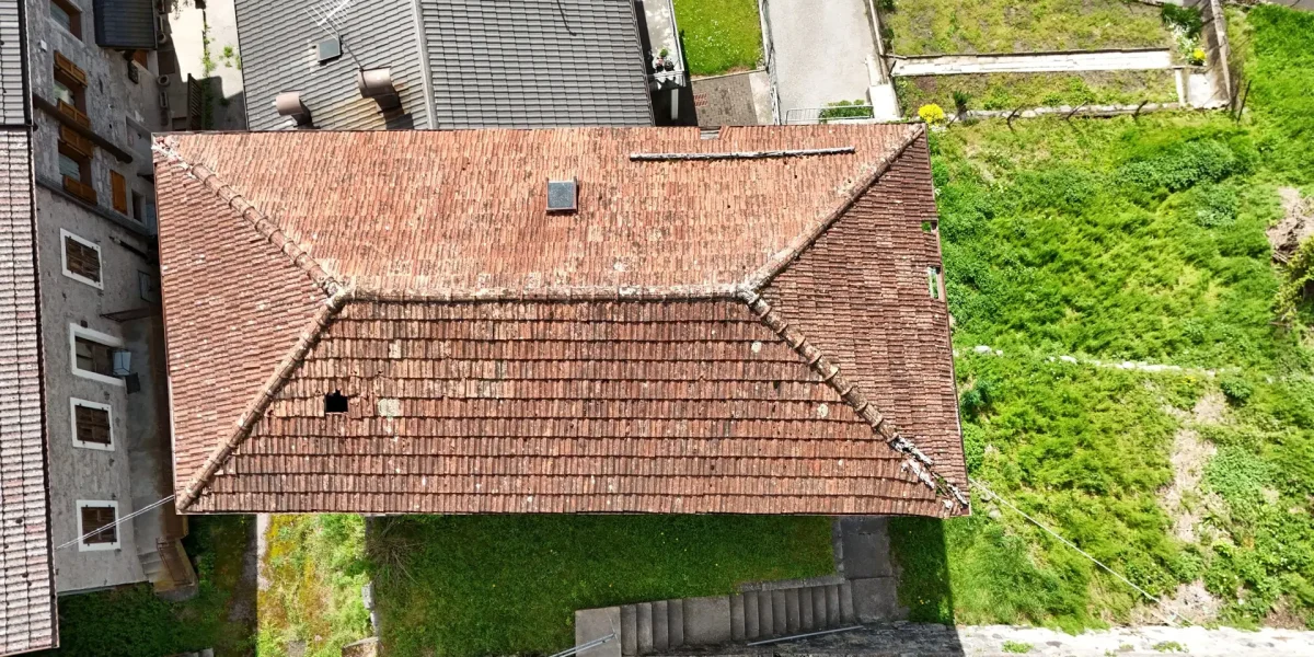 PORZIONE DI CASA TERRA/CIELO