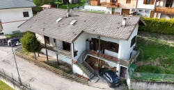 VILLETTA BIFAMILIARE CON GIARDINO
