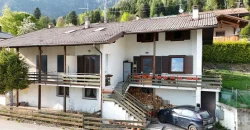 VILLETTA BIFAMILIARE CON GIARDINO