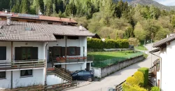 VILLETTA BIFAMILIARE CON GIARDINO