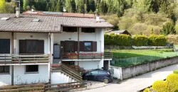 VILLETTA BIFAMILIARE CON GIARDINO