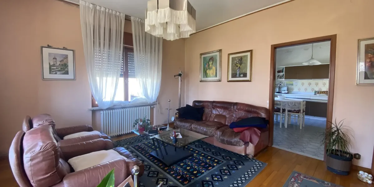VILLETA INDIPENDENTE CON GIARDINO, CICLABILE SOTTO CASA E AMPI SPAZI ABITATIVI