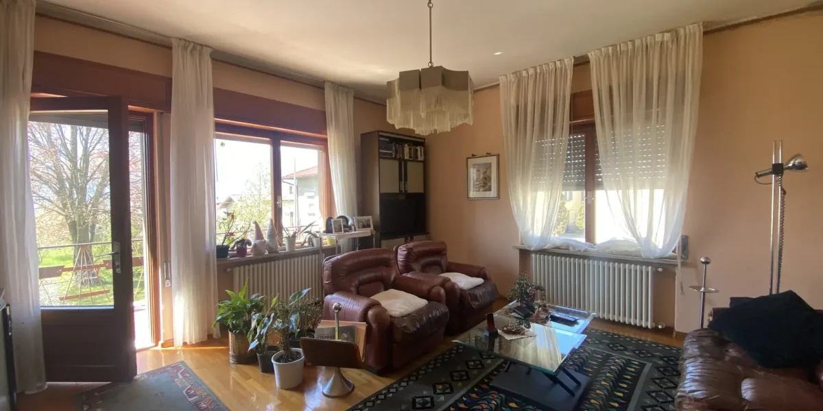 VILLETA INDIPENDENTE CON GIARDINO, CICLABILE SOTTO CASA E AMPI SPAZI ABITATIVI