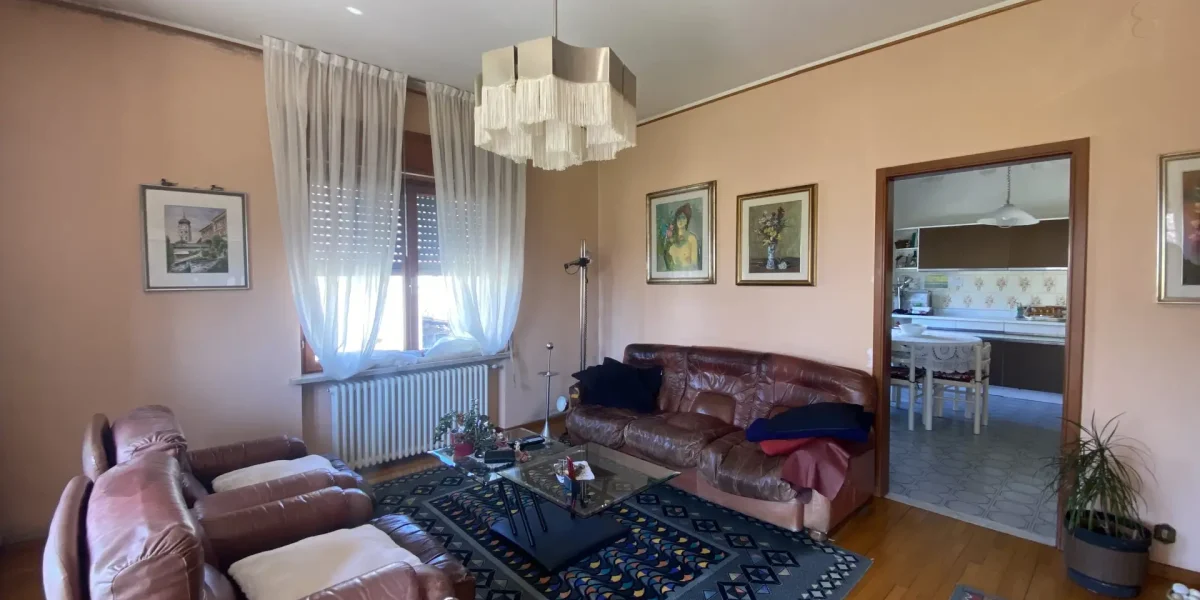 VILLETA INDIPENDENTE CON GIARDINO, CICLABILE SOTTO CASA E AMPI SPAZI ABITATIVI
