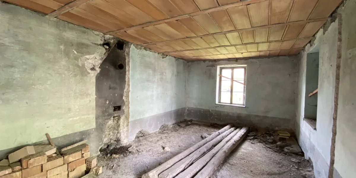 PORZIONE DI CASA TERRA/CIELO