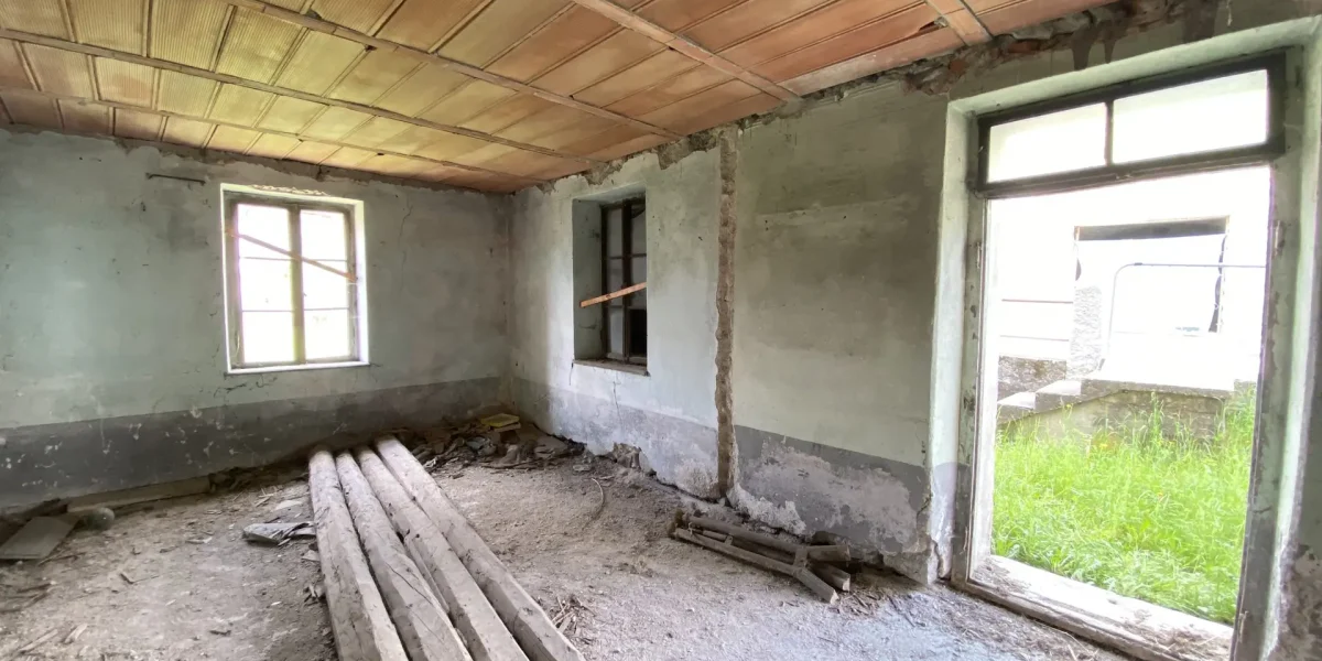 PORZIONE DI CASA TERRA/CIELO