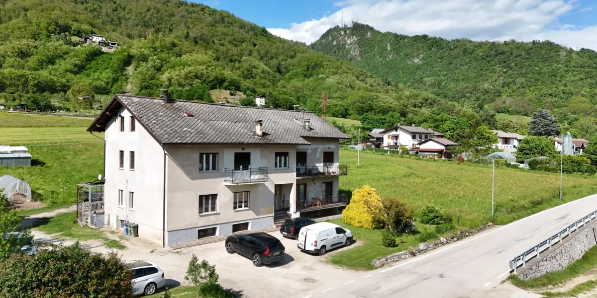 AMPIO E LUMINOSO QUADRILOCALE CON GIARDINO PRIVATO A BORGO VALSUGANA