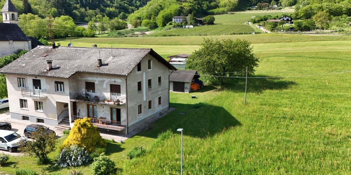 AMPIO E LUMINOSO QUADRILOCALE CON GIARDINO PRIVATO A BORGO VALSUGANA