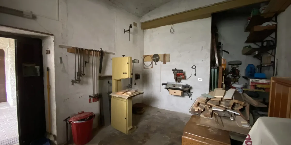 IN CENTRO, APPARTAMENTO CON GRANDE POTENZIALE