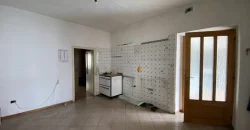 IN CENTRO, APPARTAMENTO CON GRANDE POTENZIALE