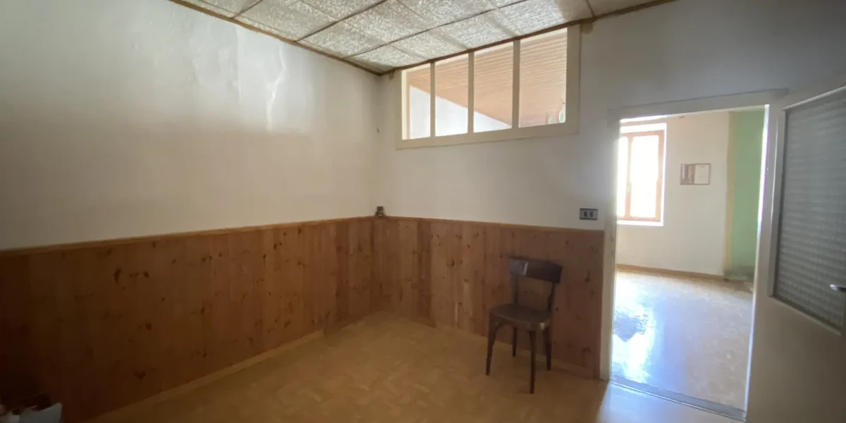IN CENTRO, APPARTAMENTO CON GRANDE POTENZIALE