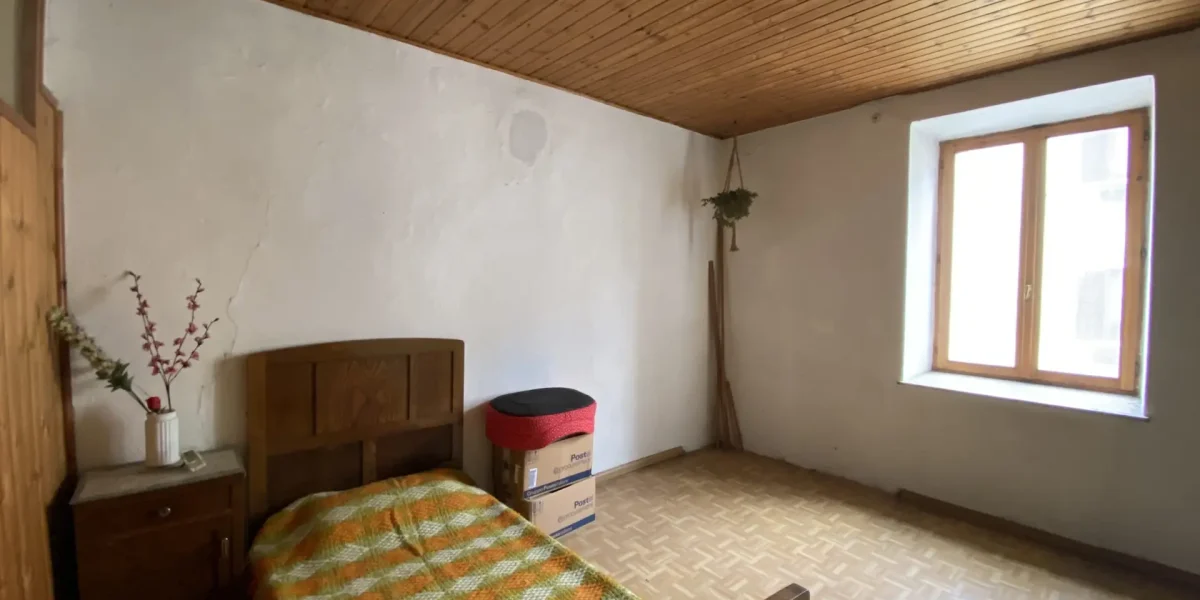 IN CENTRO, APPARTAMENTO CON GRANDE POTENZIALE