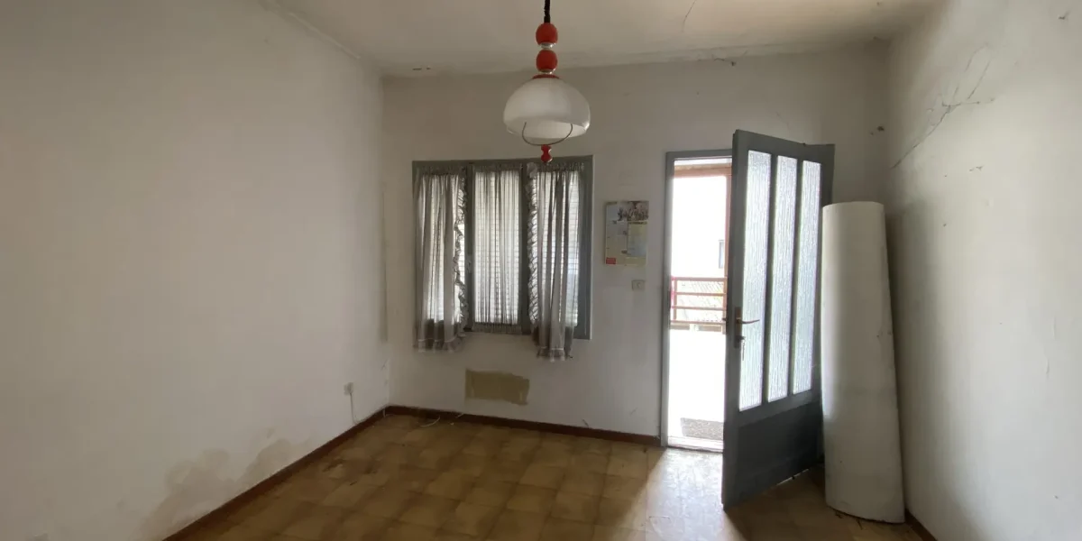 IN CENTRO, APPARTAMENTO CON GRANDE POTENZIALE