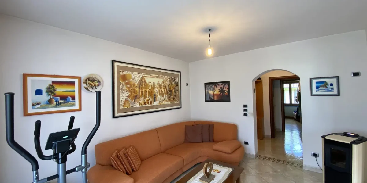 AMPIO E LUMINOSO QUADRILOCALE CON GIARDINO PRIVATO A BORGO VALSUGANA