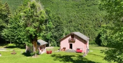 VILLINO IN VAL DI SELLA
