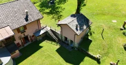 VILLINO IN VAL DI SELLA