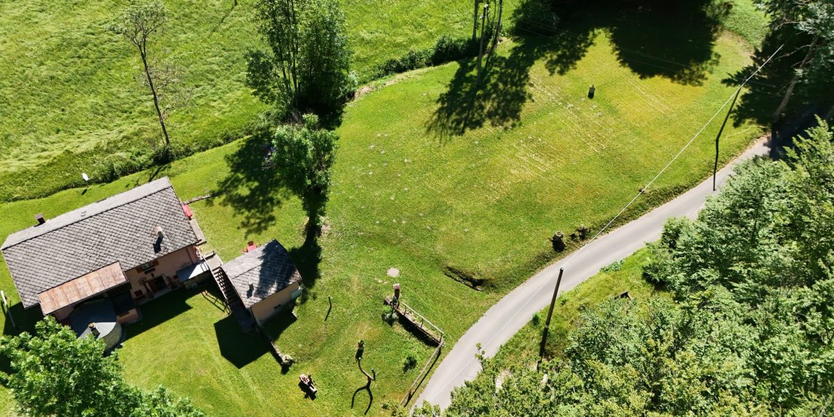 VILLINO IN VAL DI SELLA