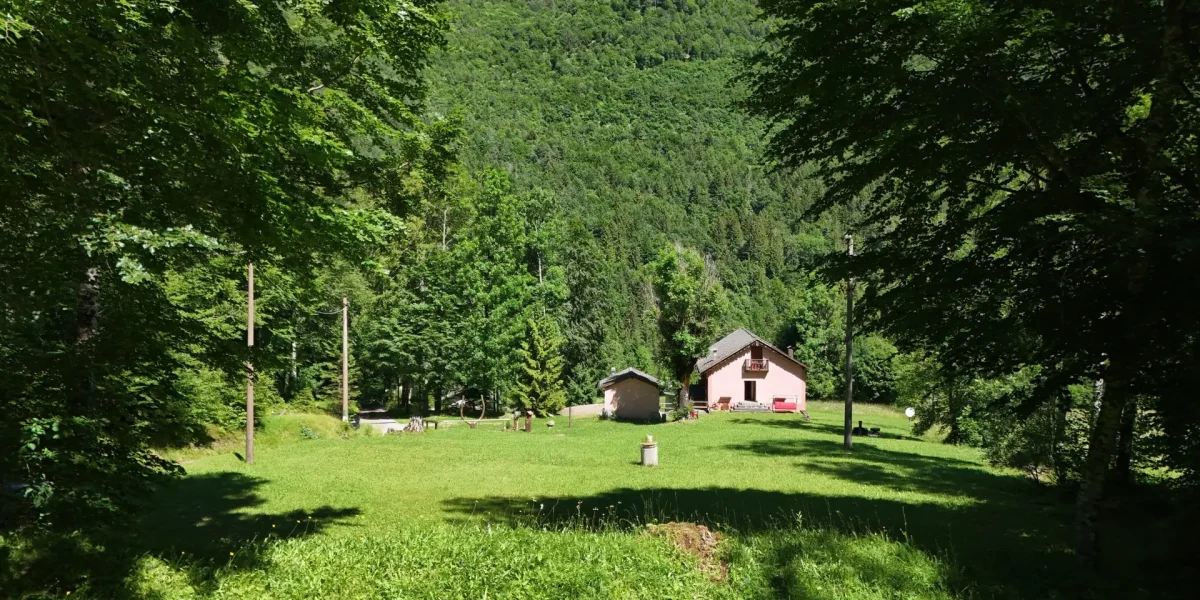 VILLINO IN VAL DI SELLA