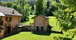 VILLINO IN VAL DI SELLA