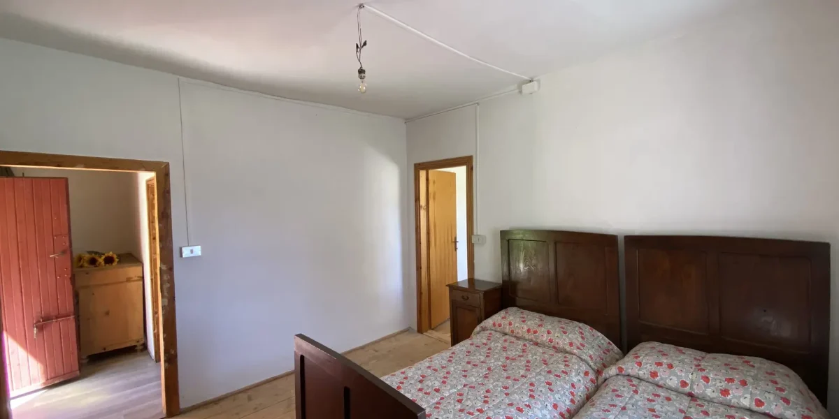 VILLINO IN VAL DI SELLA