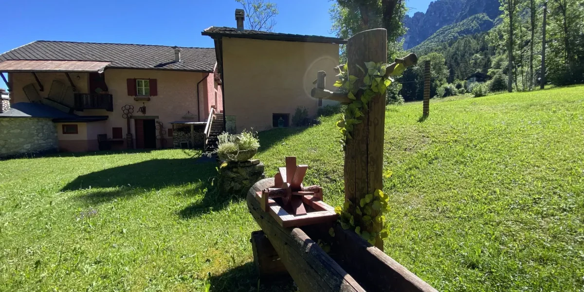 VILLINO IN VAL DI SELLA